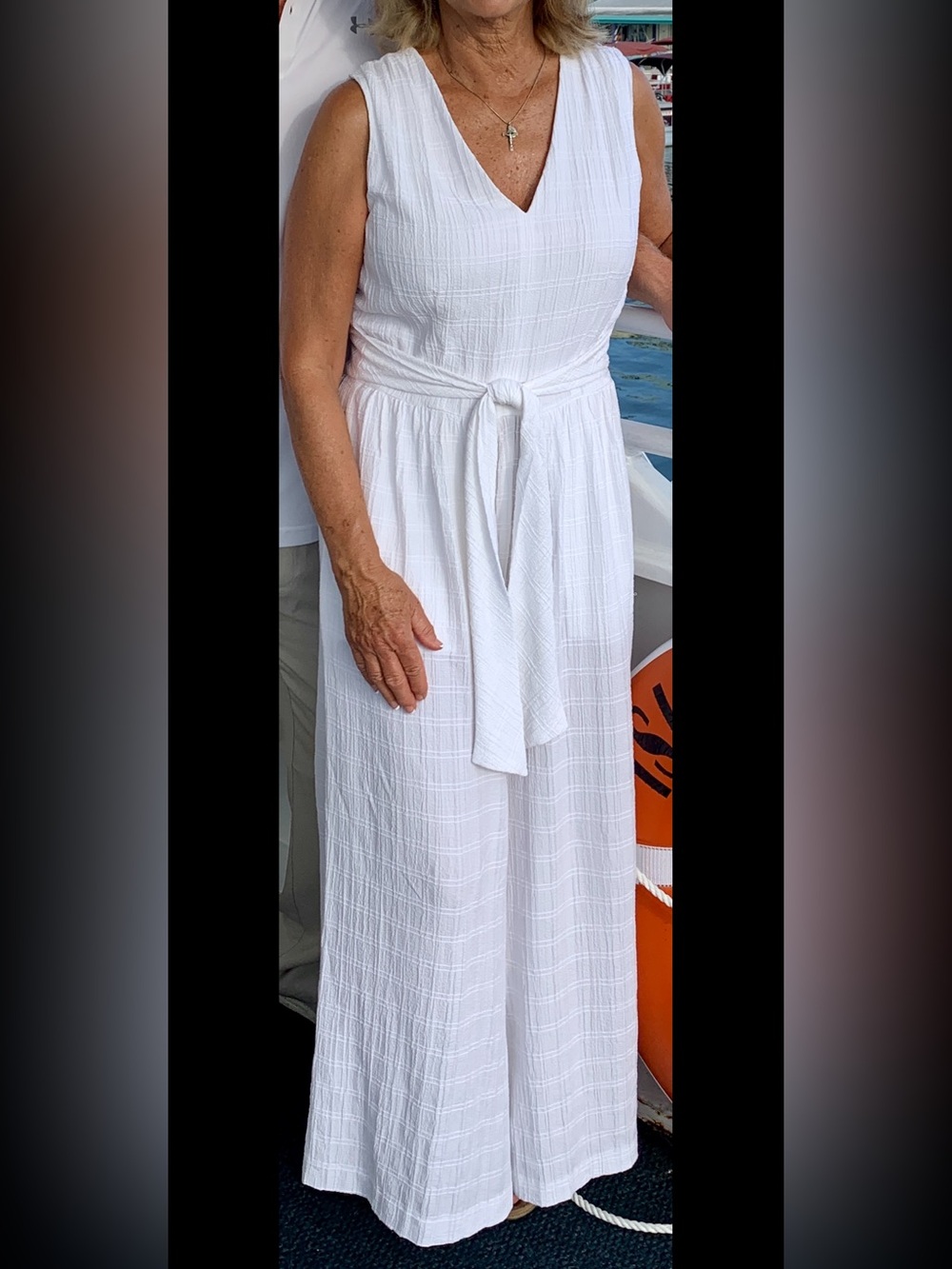 Calvin Klein White Sleeveless V-Neck Wide-Leg Jumpsuit with Waist Tie size 10